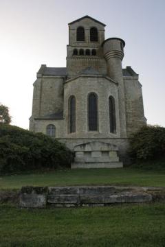 *Filain: l'église et monument allemand