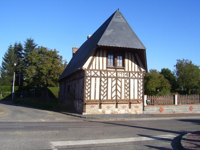 Maison à pans de bois de 1784 à Boissy-Lamberville dans l'Eure.