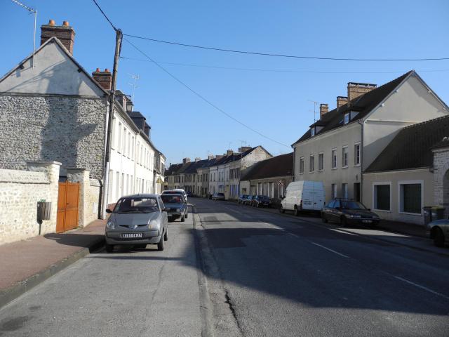 Rue de Saint-Aquilin-de-Pacy (Eure, France).