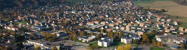 Vue aérienne de la ville d'Aubevoye