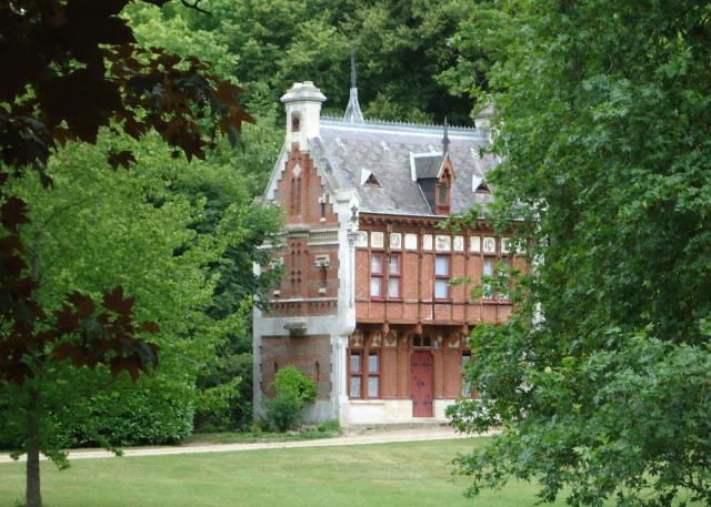 Dépendance du château d'Amfreville-sur-Iton dite "le chalet", XIXe (ISMH)