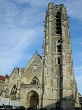 Église Saint Crépin. La photographie a été prise à Château-Thierry (Aisne), France, avec un appareil numérique (Nikon Coolpix 775).