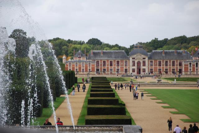 Vue générale du Château du Champ de Bataille et de "La Voie"