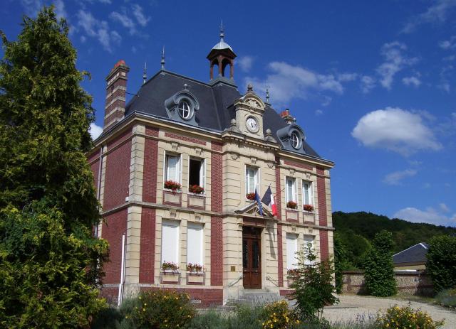Mairie de Pont-Authou dans l'Eure.
