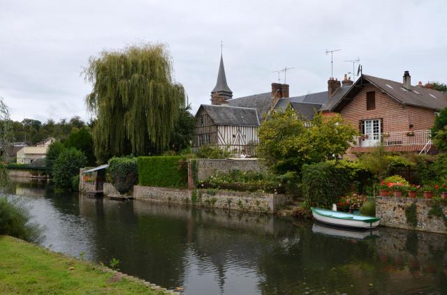 La Charentonne a Broglie, Eure, France.