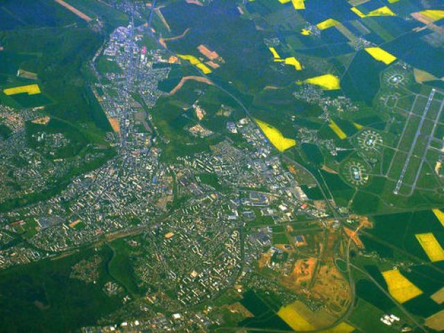 aerial photo Evreux and airport JPG