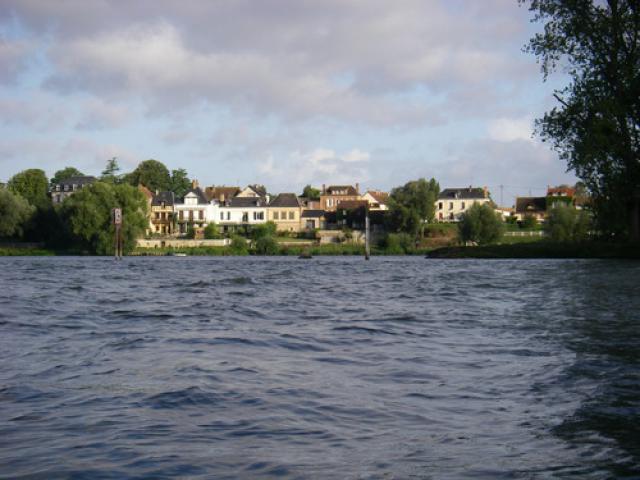 PARIS-ROUEN en kayak 282/453, vue sur MUIDS