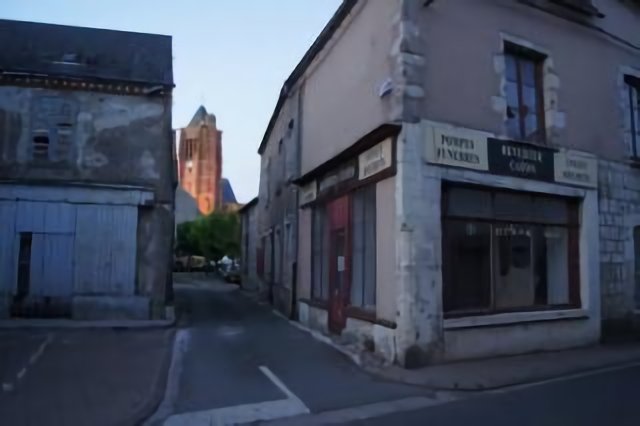 Janville (28).