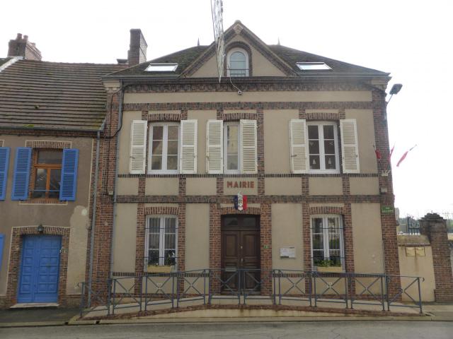 Mairie de Manou, en Eure-et-Loir.