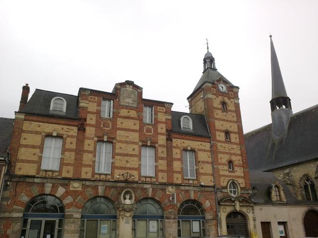 Eure-et-Loir Maintenon ancienne mairie 31122012.