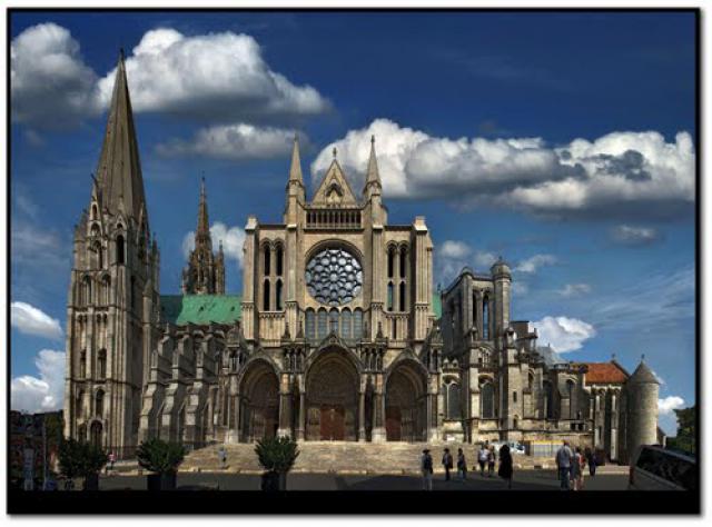 Cathédrale de Chartres (entière côté sud)