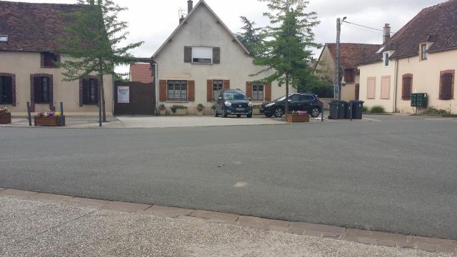 Vue de la place du village