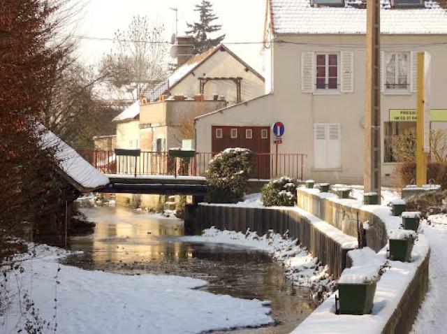 Quartier de l'Ile pétrifié de froid en Février 2012 .