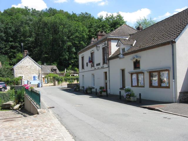 Mairie de Droue-sur-Drouette (Département d'Eure-et-Loir, région Centre).