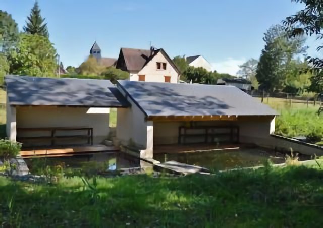 Le lavoir de Luigny route de l'étang