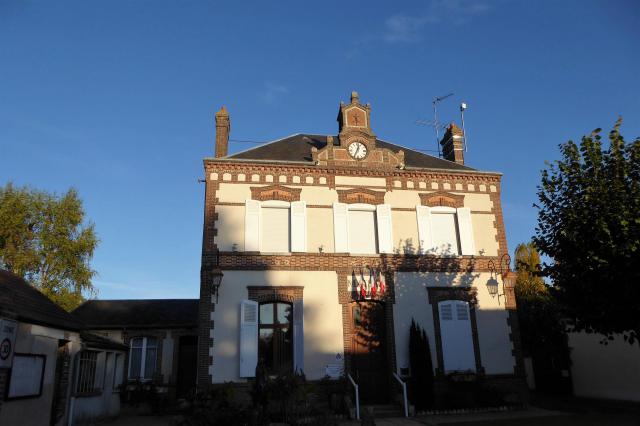 mairie de Sainte-Gemme-Moronval, Eure-et-Loir, France.