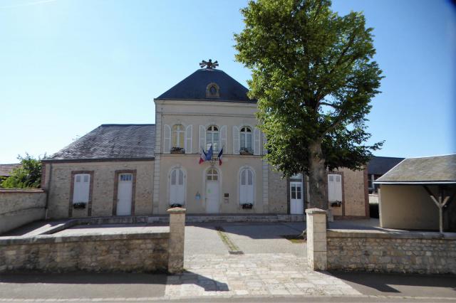 mairie, Dammarie, Eure-et-Loir (France).