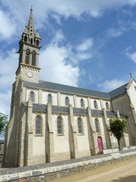 Henvic :le clocher de l'église paroissiale