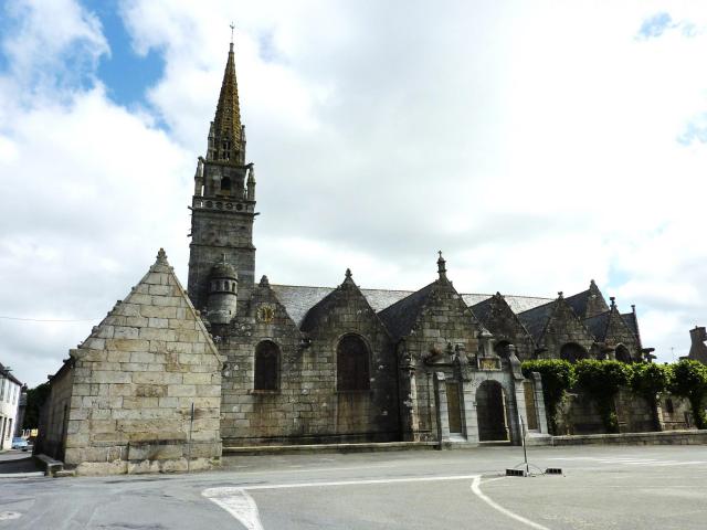 Pleyber-Christ: l'église paroissiale vue du sud