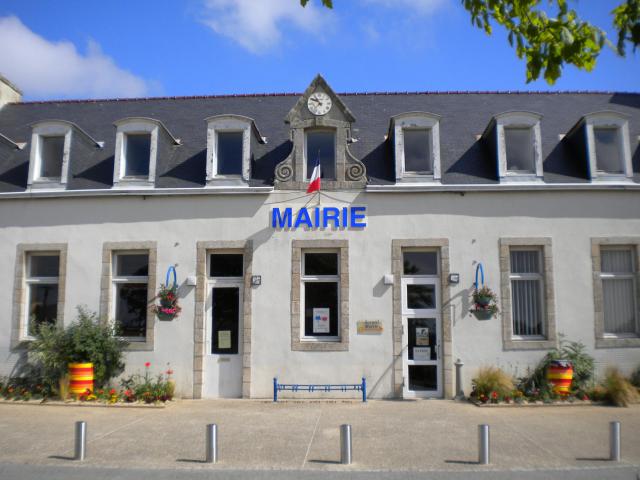 Mairie de Plozévet, Cornouaille, Bretagne.
