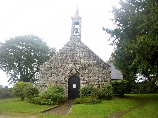 Rosporden : la chapelle Saint-Éloi [en fait saint Alar ou saint Alor, qui fut évêque de Quimper) ; elle date de la fin du XVIe ou du début…