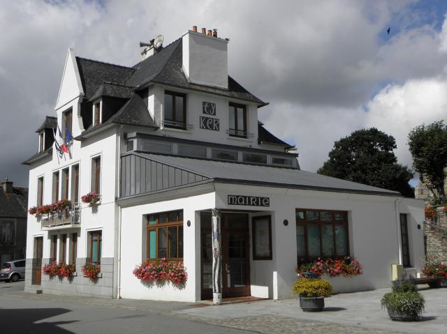 Mairie de Spézet (29).