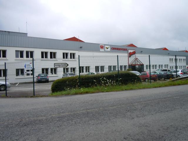 la conserverie Peny en Saint-Thurien, département du Finistère