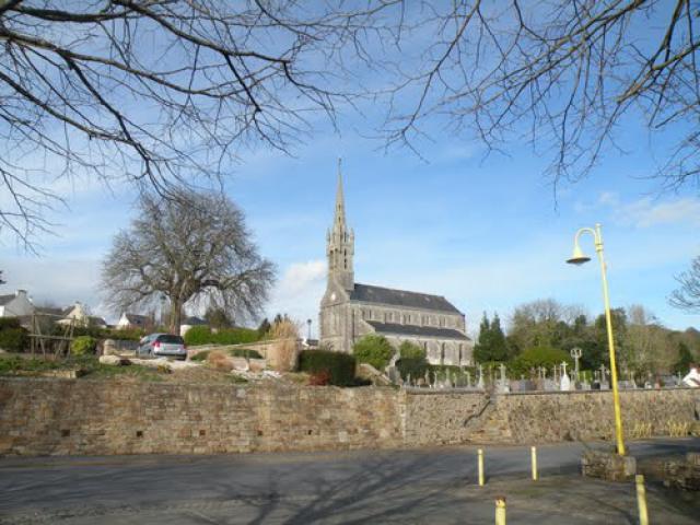 La Forest-Landerneau, église et cimetière