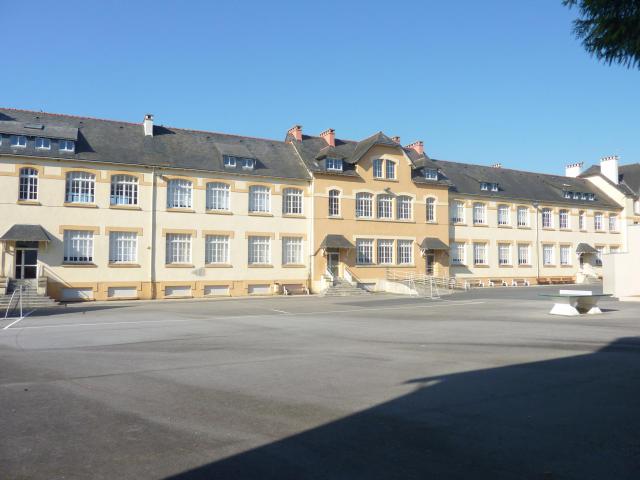 Pont-de-Buis : le collège François Collobert