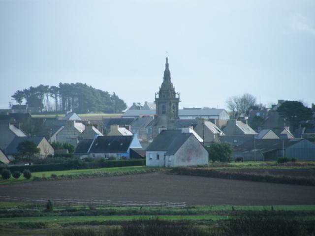 LAMPAUL-PLOUDALMEZEAU vu du rocher du serpent