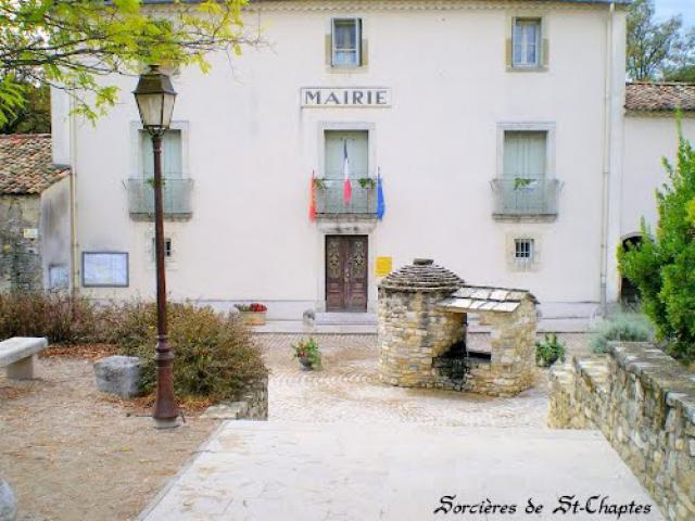 Moussac, La mairie