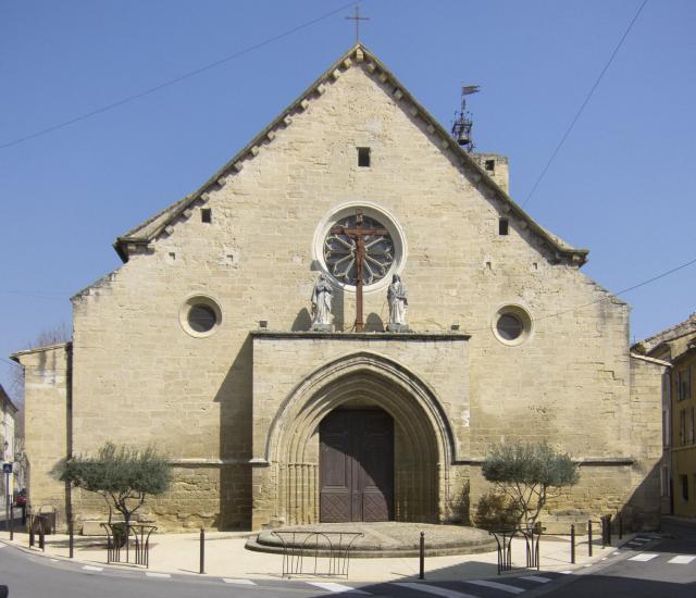 View of the west end of the church in Roquemaure, Gard