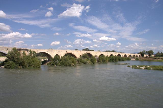 Pont Saint-Esprit(Pont-Saint-Esprit, France)