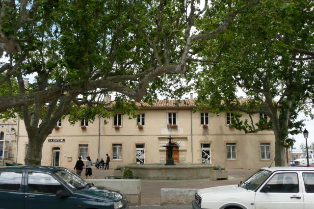Mairie à Meynes.