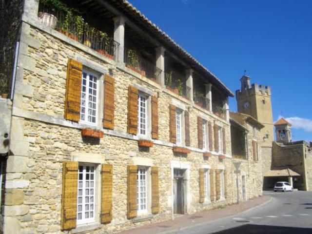 Village d'Orsan dans le Gard