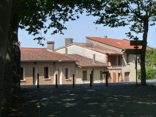 Place, Tarabel, Haute-Garonne, France