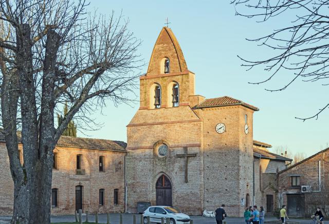 Français : Gragnague (Haute-Garonne). L’église Saint-Vincent : la façade.