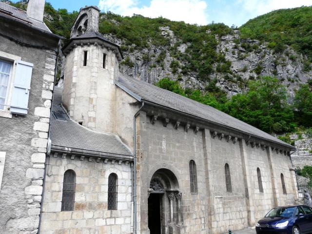 L'église Saint-Béat Saint-Privat, Saint-Béat, Haute-Garonne, France.