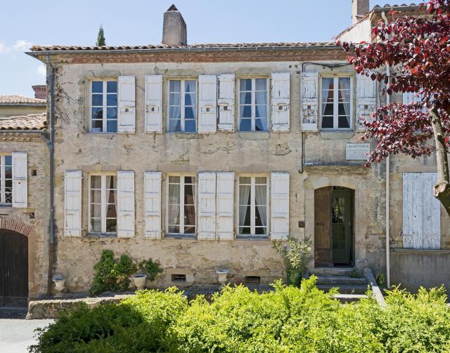 Français : Saint-Julia, Haute-Garonne, France. La maison d’Édouard Estaunié.
