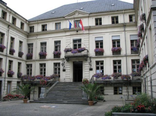 Hotel de Ville.
