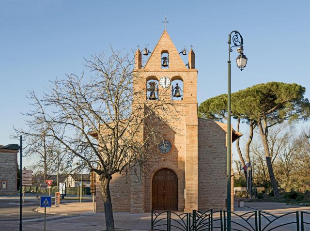 Français : Gratentour (Haute-Garonne). Le clocher-mur de l’église Sainte-Quitterie .
