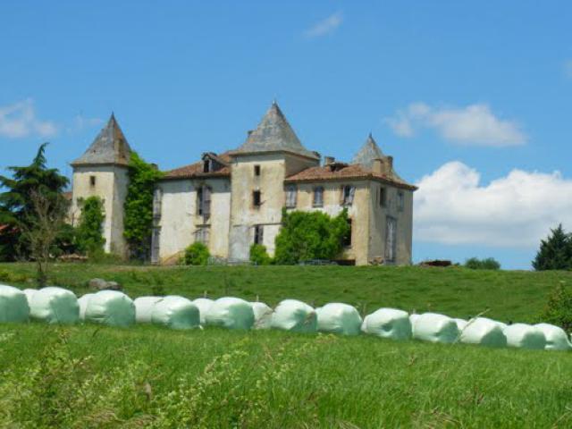 Chateau de Monbardon