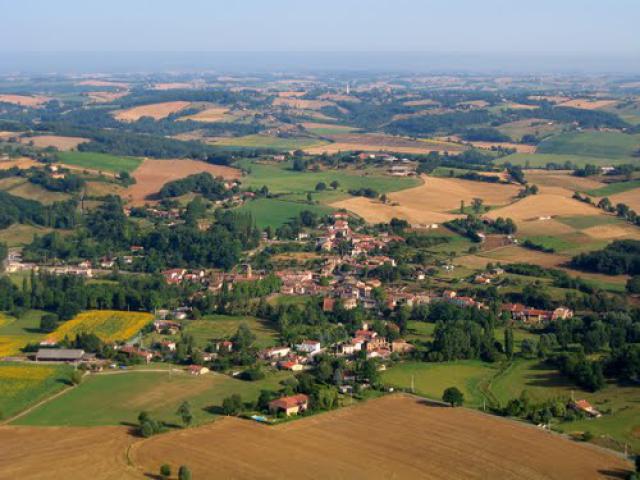 Aulon vue aérienne 01 en 0804