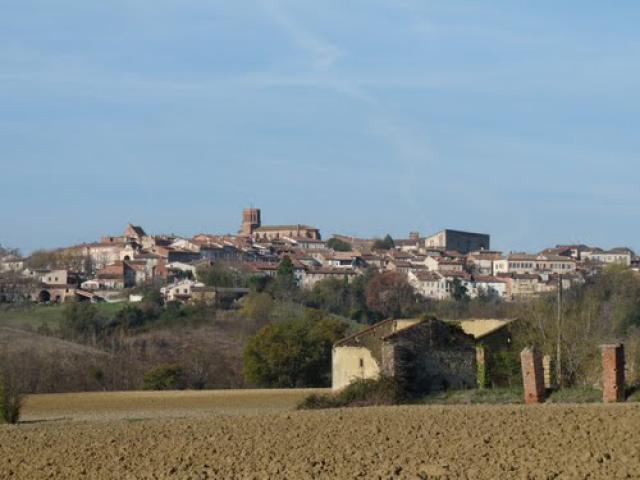 Verfeil et ferme en ruine