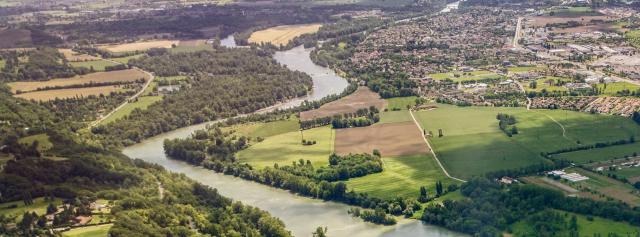 Français : Réserve naturelle régionale Confluence Garonne-Ariège, Haute-Garonne, France. Vue aérienne.