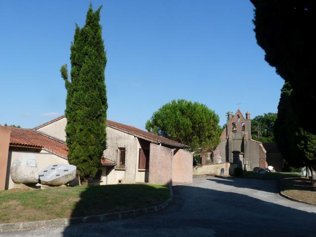 Centre-village, Pouze, Haute-Garonne, France