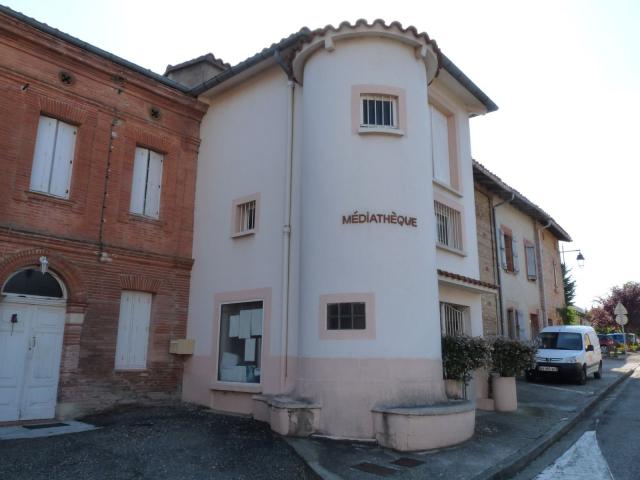 Médiathèque, Noueilles, Haute-Garonne, France