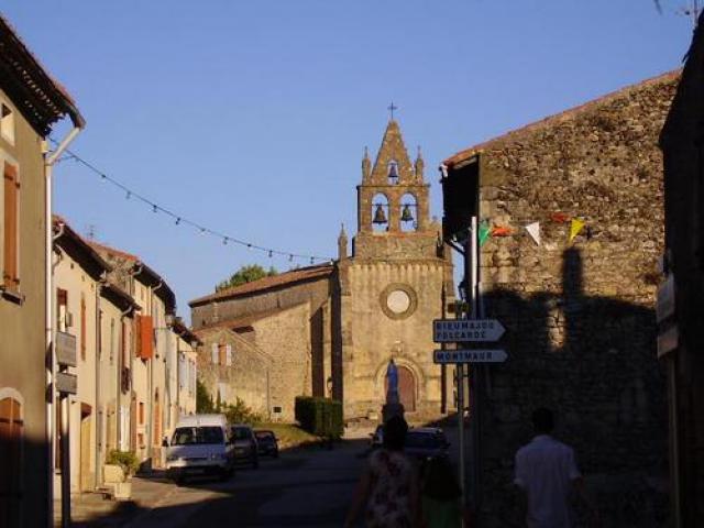 Mourvilles Hautes 14th century Church