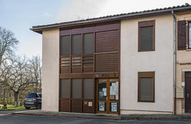 Français : La mairie de Laréole, Haute-Garonne, France