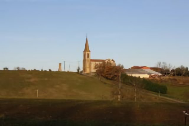Church in St-Pé Delbosc